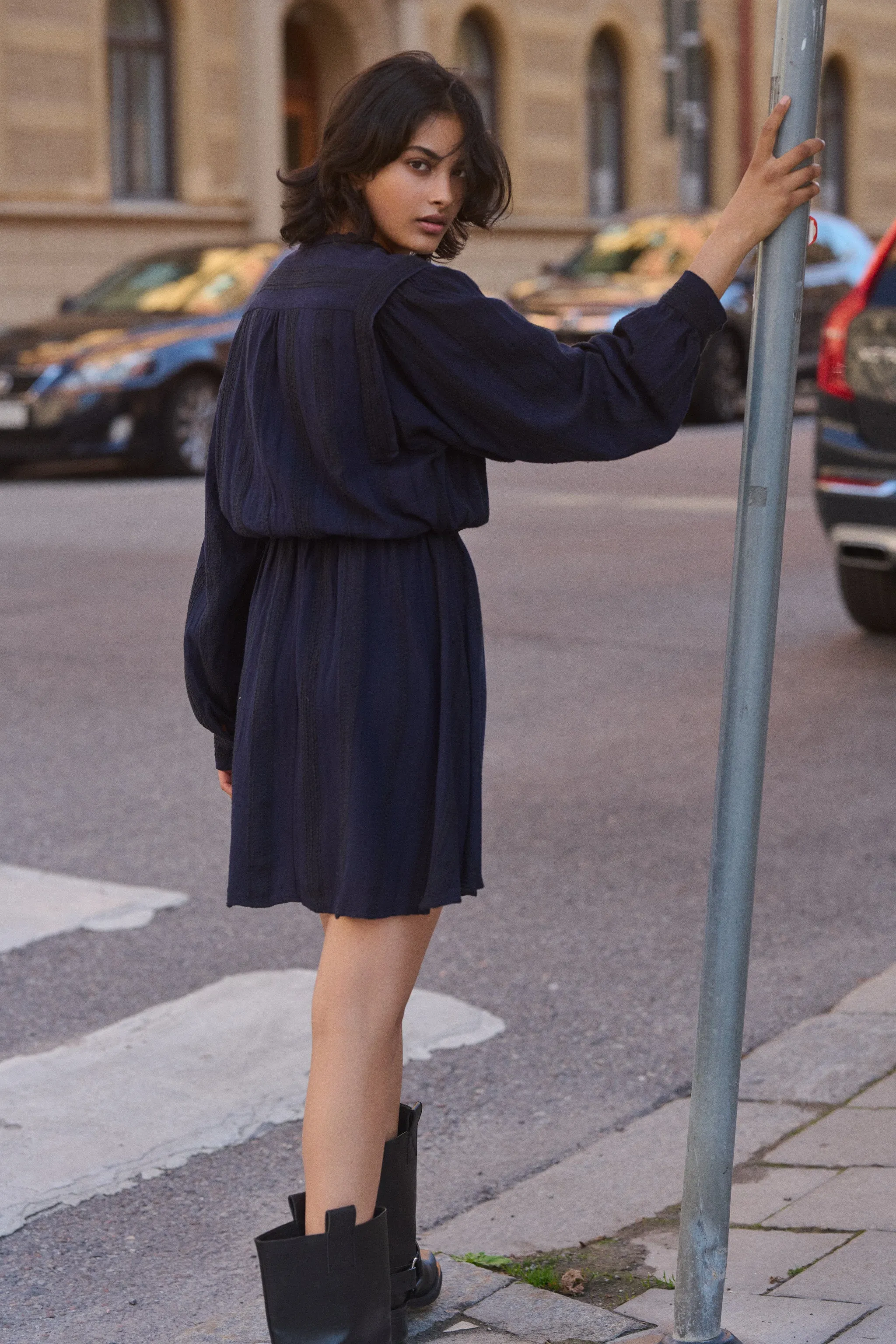 ARROW DRESS NAVY